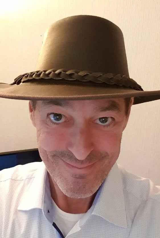 Richard Heufkens, columnist